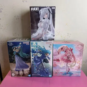 미개봉 새상품 이것저것 피규어 4개 세트