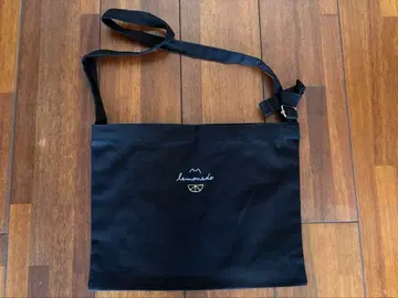 카미시라이시 모네 FC 한정판 사코슈