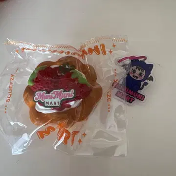 MUNIMUNI MART 딸기 타르트 스퀴즈