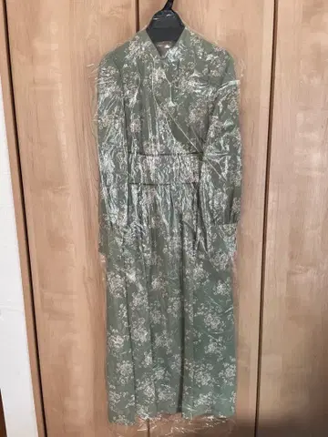 canone 그린 M 사이즈 더 이상 돌아보지 않는 원피스