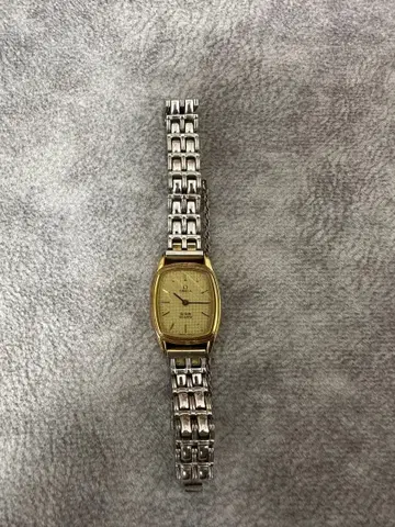 OMEGA De Ville QUARTZ