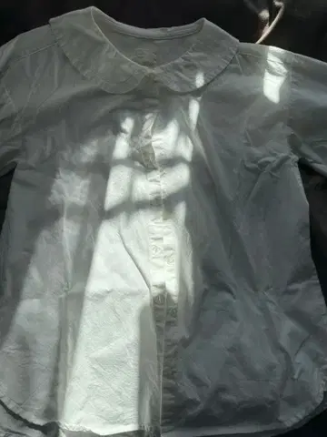 so4u 블라우스 둥근 카라