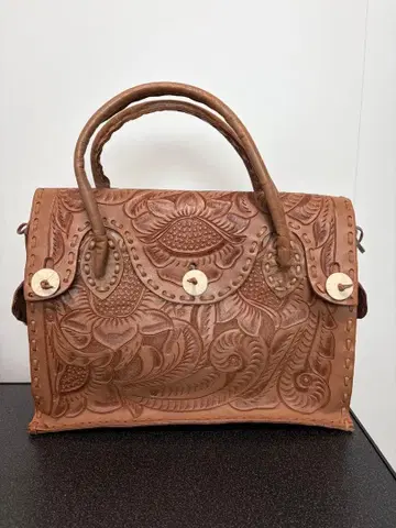 컨디션 최상 그레이스 콘티넨탈 카빙 트라이브스