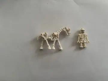 초레어 정품 레고 캐슬 스켈레톤+말