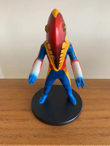 메트론 성인 울트라맨 시리즈 괴수 피규어