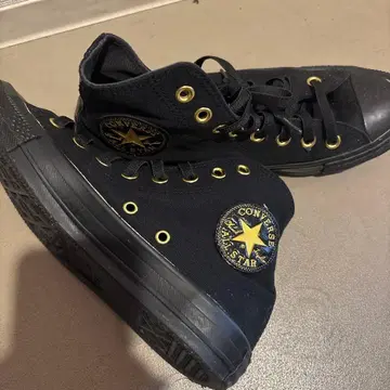 컨버스 블랙 하이컷 스니커즈 25cm