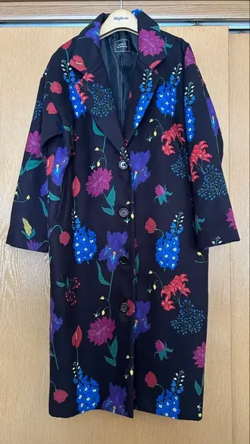 에브리리스 EVRIS COLOR MIX FLOWER 체스터 코트