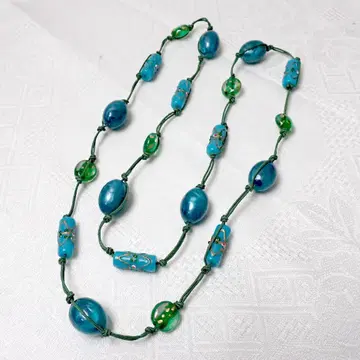 빈티지 목걸이 유리 비즈 에메랄드 그린 영국제