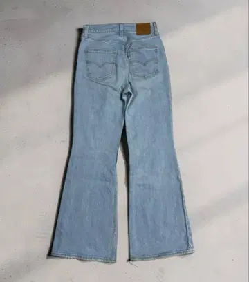 Levi's 플레어 데님 70's HIGH FLARE 25 팬츠 데미지
