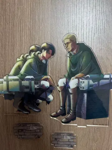 진격의 거인 1번 복권 아크릴 스탠드 리바이 엘빈