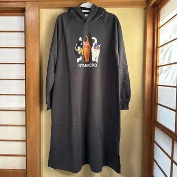 진보초 냥코당 후드 부착 롱 원피스