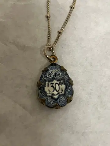 블루 실버 우표 목걸이 앤티크풍