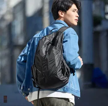 포켓터블 세로 지퍼 백팩 coca black