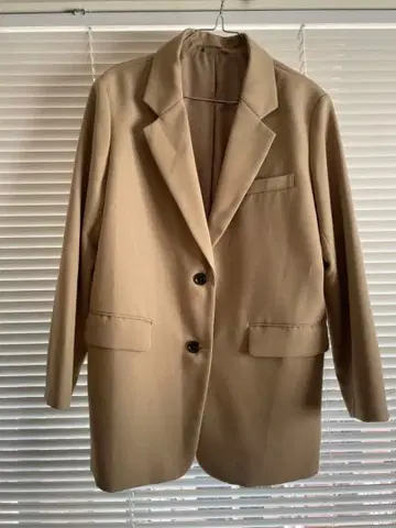 GU 오버 사이즈 테일러드 자켓