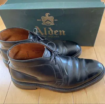 알든 코도반 처카 부츠 블랙