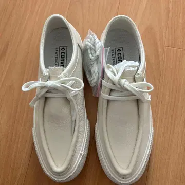 CONVERSE 화이트 가죽 스니커즈