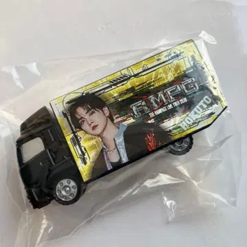 메루카리 택배! 즉시 구매 RAMPAGE 요시노 호쿠토 투어 트럭!