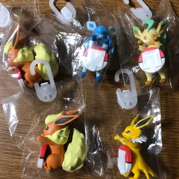 치라린 프렌즈 포켓몬 부스터 피규어