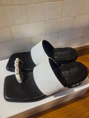 새상품급 마후마후 레알타 펄 샌들