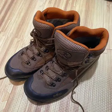 새상품급 SIRIO 시리오 등산화 27cm 아웃도어 신발 Vibram