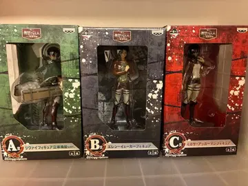 진격의 거인 제일복권 리바이 엘렌 미카사 피규어 세트