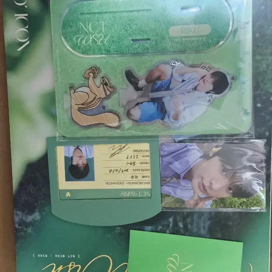 Nct wish Dicon magazine riku A, B version full box with poca wts