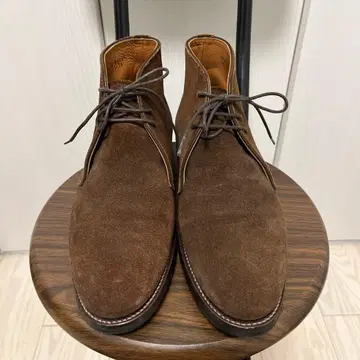 사니야마초 스웨이드 처카 부츠 브라운