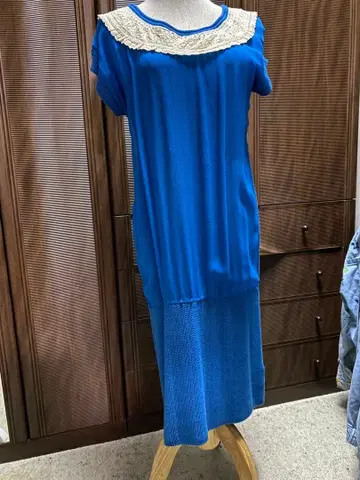 모스키노의 롱 원피스입니다.