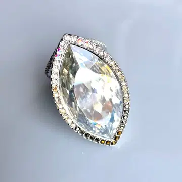 SWAROVSKI 스와로브스키 Tamia 마키스컷 반지