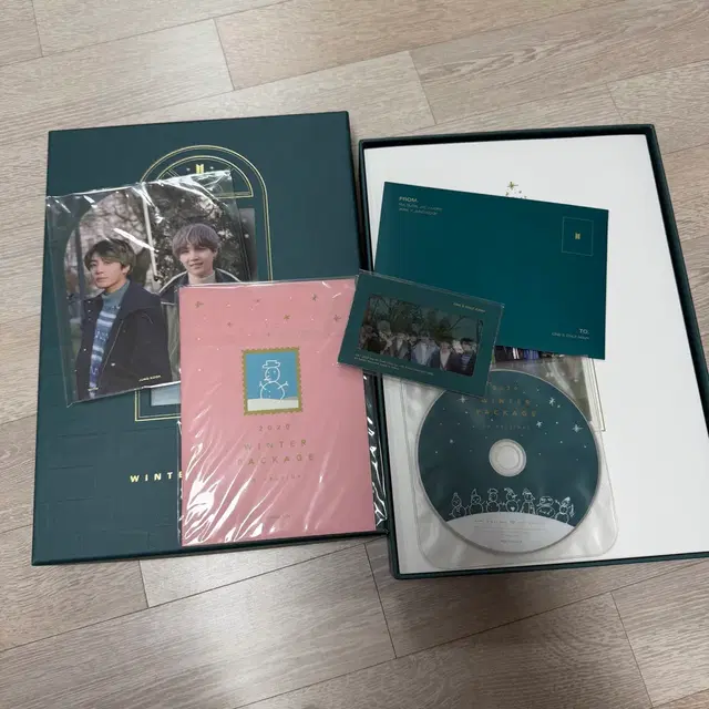 방탄 2020 윈터패키지 디비디 미공포럭드특전포카콘서트아미존응원봉