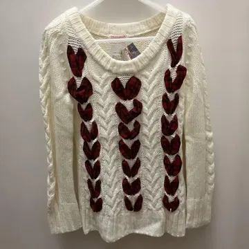 투라라 리즈리사 니트