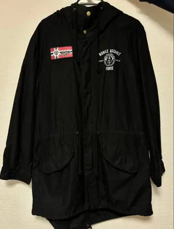 기동전사 건담 지온군 M-51 자켓 후드티 별도 판매 와펜 포함