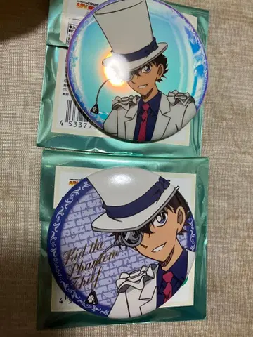 코난 플라자 앤티크 캔뱃지 괴도 키드 2점