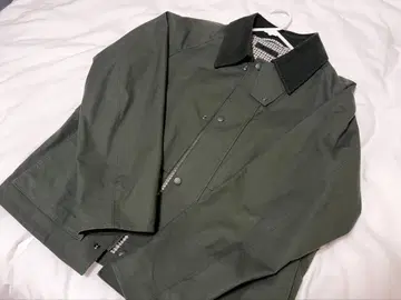 유니클로 다크 그린 헌팅 자켓