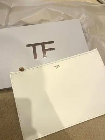 Tomford 화이트 파우치
