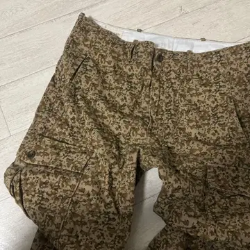 LEVI STRAUSS 카모플라주 카고 팬츠