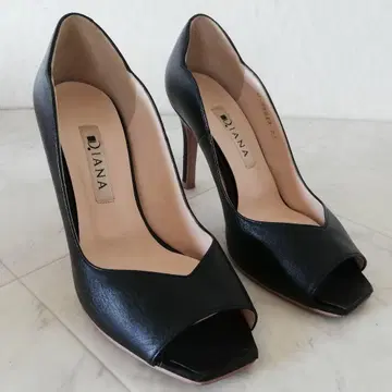 새상품급!!DIANA 다이애나 천연 가죽 오픈토 펌프스 22cm