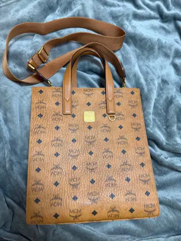 MCM 모노그램 비세토스 패턴 2WAY 핸드백 토트 숄더