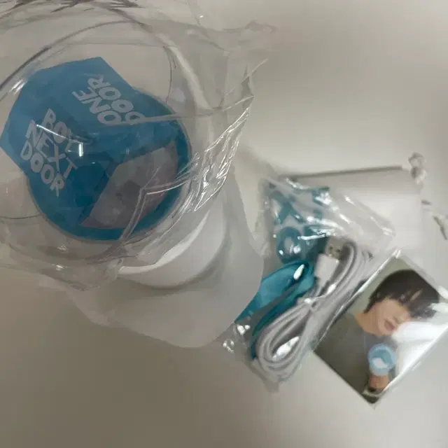 보넥도 탈덕처분)) 응원봉 + 포카 새상품