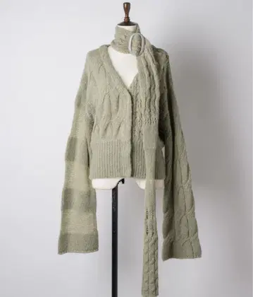 igi 퍼즐 가디건 x 버클 머플러 가격 인하 가능