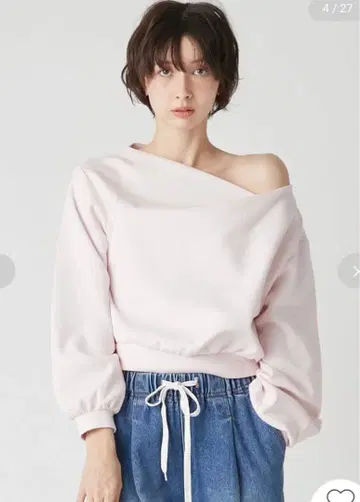 LILY BROWN 드레이프 오프숄더 본딩 맨투맨