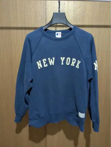 UNIQLO Aime Leon Dore 유니클로 맨투맨