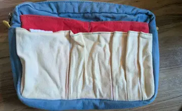 후지코 후지오 뮤지엄 한정판 도라에몽 이너 캐링 파우치