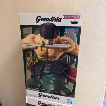 Grandista 로로노아 조로 II 피규어