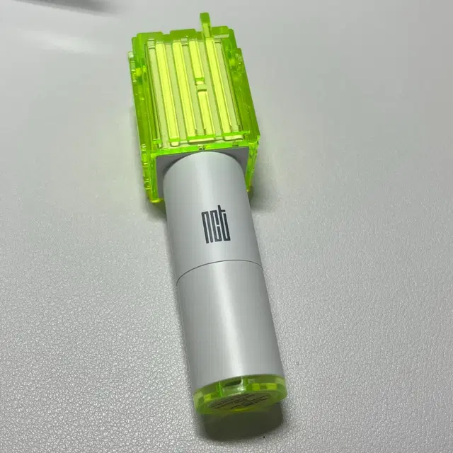 엔시티위시 응원봉 립밤