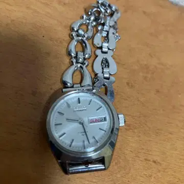 [레어] SEIKO 세이코 2206-0020 여성용 손목시계 17석