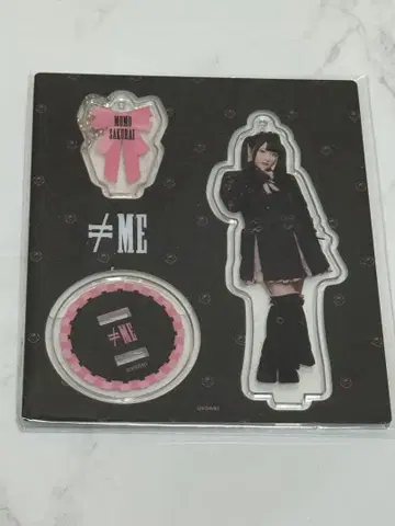 사쿠라이 모모 복숭아색 데이브레이크 의상 아크릴 스탠드 아크스타