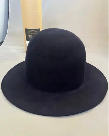 COMESANDGOES 카무즈앤드고스 햇