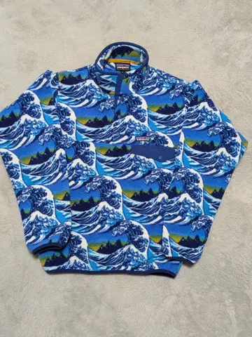 Patagonia 파타고니아 가쓰시카 호쿠사이 신틸라 스냅T 풀오버