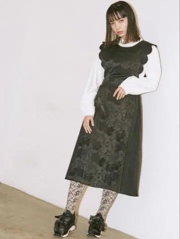 새상품급 메리제니 콤비 스캘럽 자카드 원피스